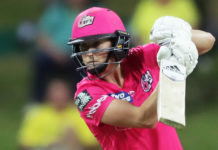 Sydney Sixers: Perry extends stay in magenta