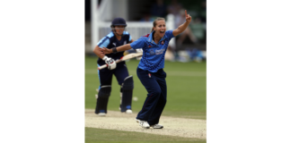 ECB: Tash Farrant signs England Women’s Central Contract