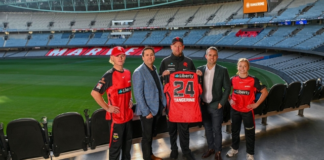 Melbourne Renegades signs internet and mobile exclusive partnershi