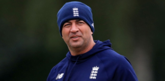 Adam Hollioake Head Coach